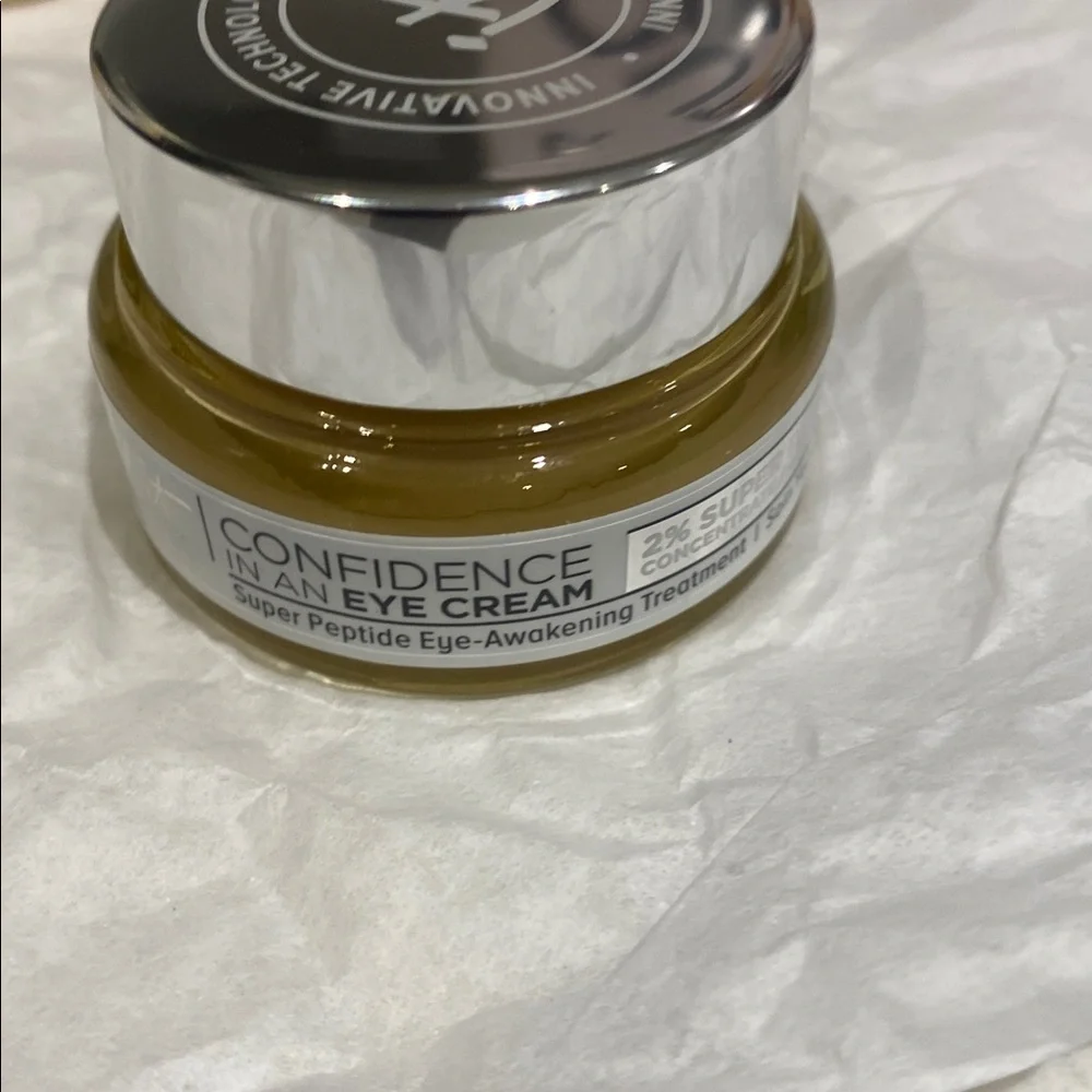 it cosmetics Confidence in a Cleanser & Cream set.mascara & eyebrow full size - Picture 6 of 9